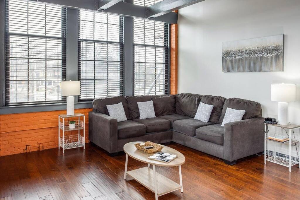 Апартаменти Centric Modern Loft W/ King Beds Рочестер Екстер'єр фото