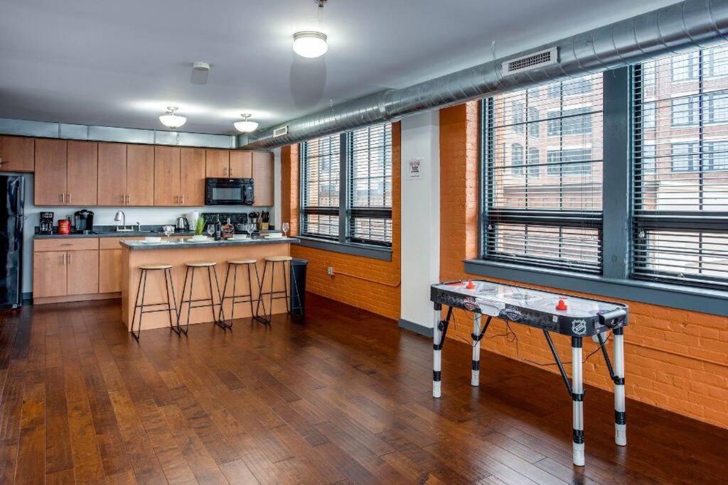 Апартаменти Centric Modern Loft W/ King Beds Рочестер Екстер'єр фото